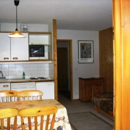 Cosy At L'atrey La Tania